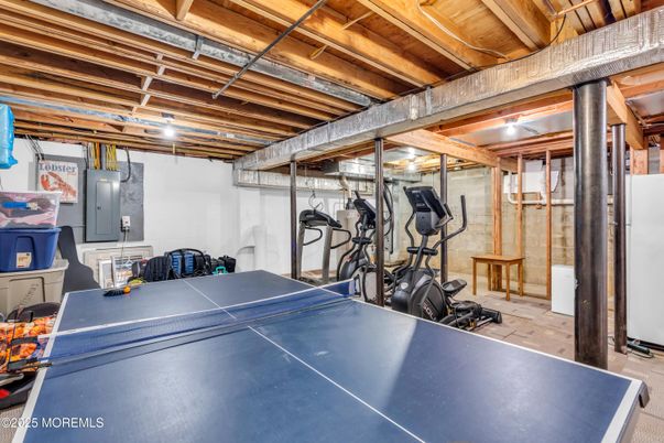 Fitness Equipment, Interior, Wooden Beams, Wooden Ceilings