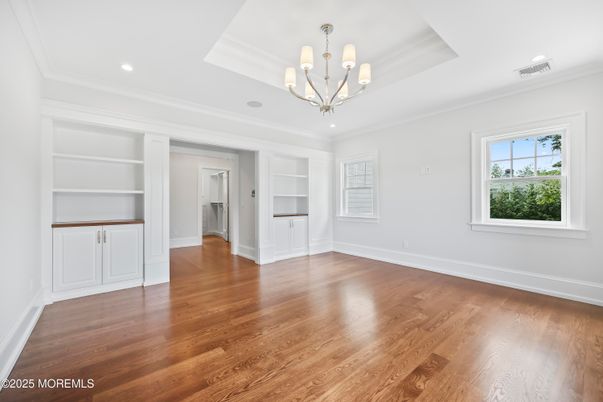 Empty room, Interior, Pendant Lights, Recessed Lighting, Wood Texture Flooring