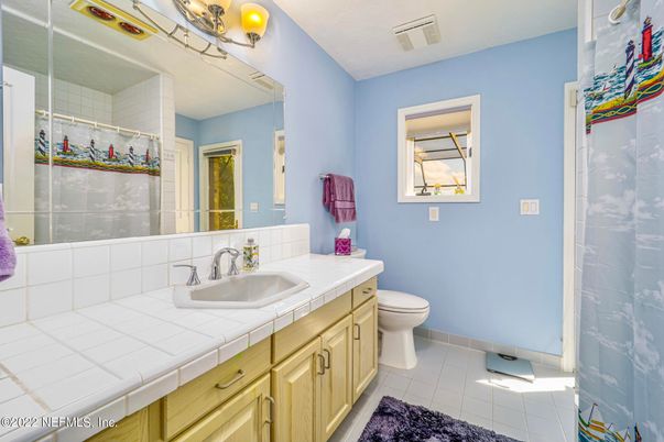 Bathroom, Interior, Tile Countertops