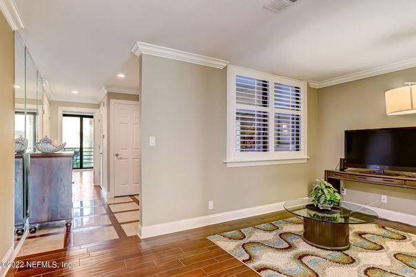 Interior, Recessed Lighting, Wood Texture Flooring