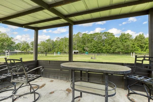 Backyard, Exterior