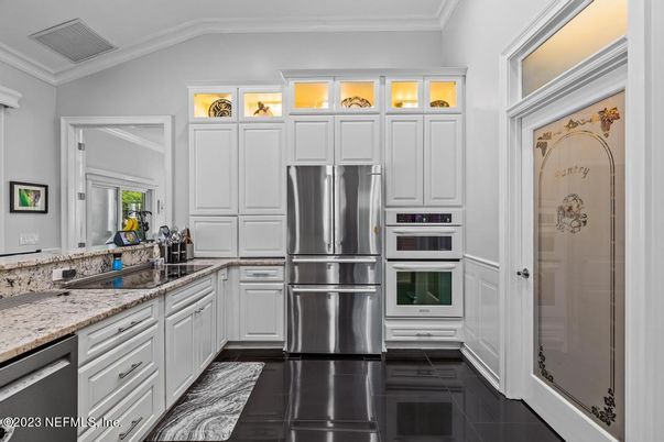 Interior, Kitchen, Stainless Steel Appliances