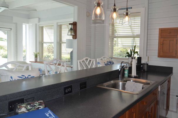 Dining room, Interior, Kitchen, Pendant Lights