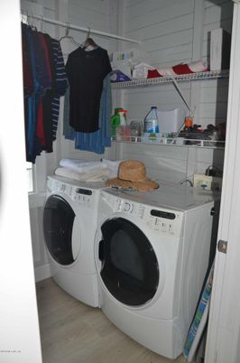 Interior, Utility Closets, Washer, Wood Texture Flooring