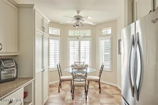 Dining room, Interior