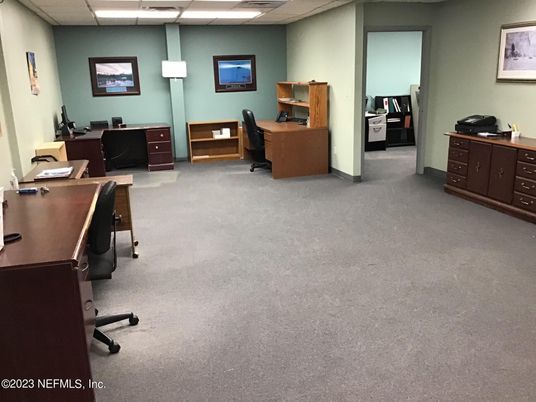 Home Office, Interior