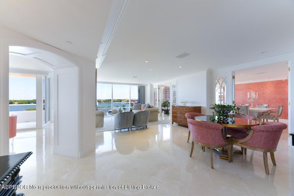 Dining room, Interior, Living room, Recessed Lighting, Water