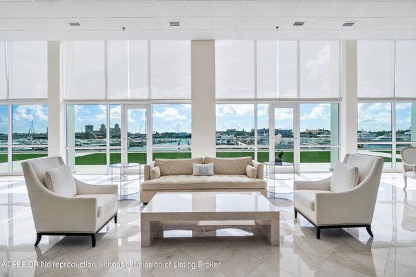 Interior, Living room, Water