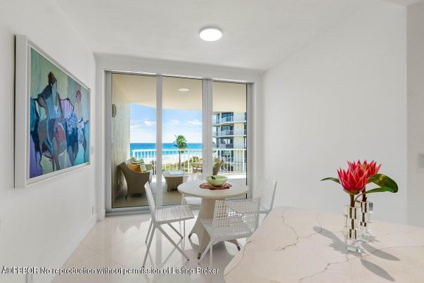 Dining room, Interior, Water