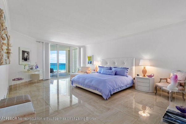 Bedroom, Interior, Water