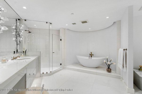 Bathroom, Dual Sink Vanities, Free Standing Baths, Glass Shower, Interior, Recessed Lighting