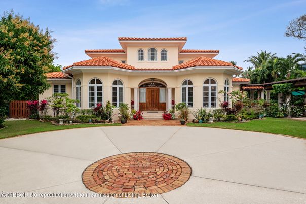 Backyard, Exterior, Facade, Mediterranean