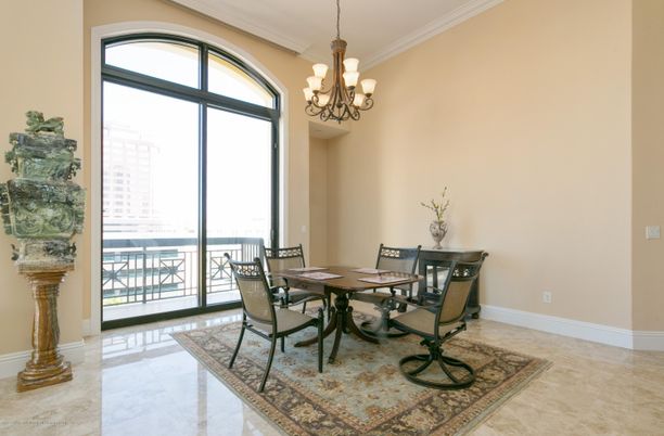 Chandelier, Dining room, Interior