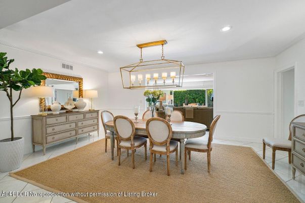Dining room, Interior, Recessed Lighting