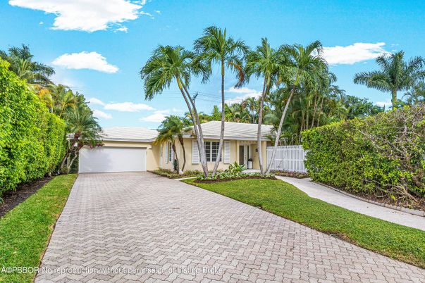 Attached, Backyard, Exterior, Facade, Ranch