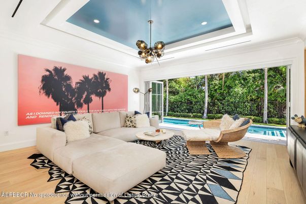 Interior, Living room, Pendant Lights, Recessed Lighting, Wood Texture Flooring