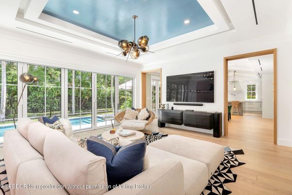 Interior, Living room, Pendant Lights, Recessed Lighting, Wood Texture Flooring