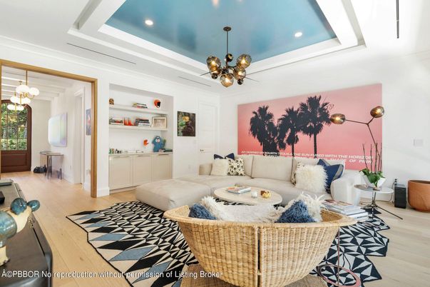Interior, Living room, Pendant Lights, Recessed Lighting, Wood Texture Flooring