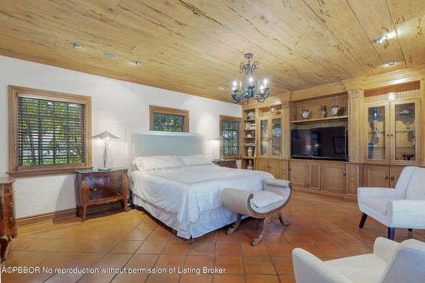 Bedroom, Chandelier, Interior, Recessed Lighting, Wooden Ceilings