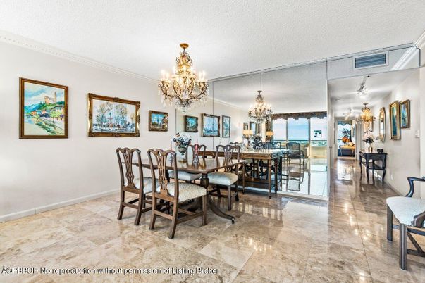Chandelier, Dining room, Interior