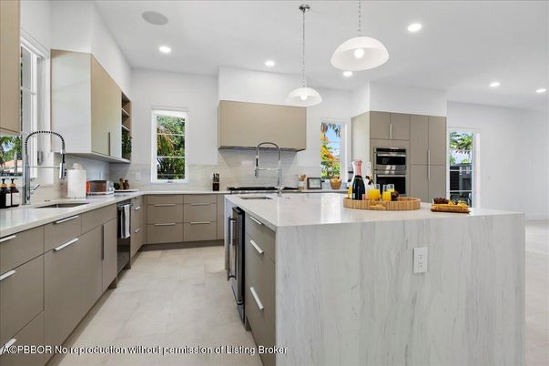 Interior, Kitchen, Pendant Lights, Recessed Lighting, Stainless Steel Appliances