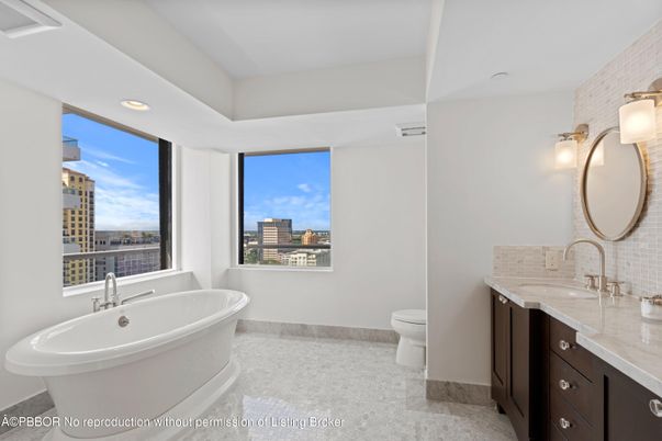 Bathroom, Dual Sink Vanities, Free Standing Baths, Interior, Recessed Lighting