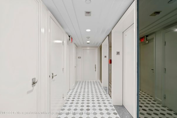 Interior, Recessed Lighting