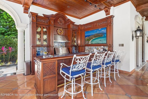 Interior, Kitchen, Recessed Lighting, Stainless Steel Appliances, Wooden Beams, Wooden Ceilings