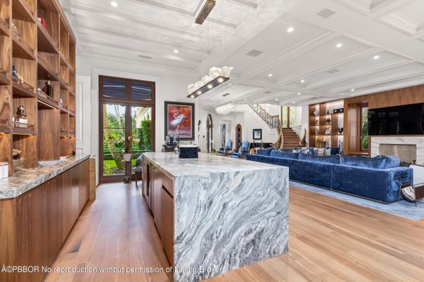Chandelier, Interior, Kitchen, Living room, Pendant Lights, Recessed Lighting, Wood Texture Flooring