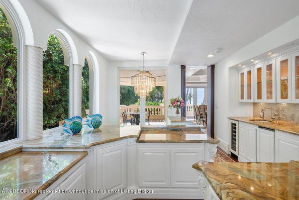 Chandelier, Dining room, Interior, Recessed Lighting