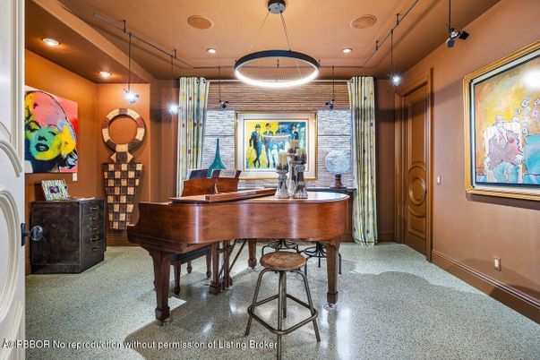 Interior, Pendant Lights, Piano, Recessed Lighting