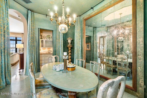 Chandelier, Dining room, Interior