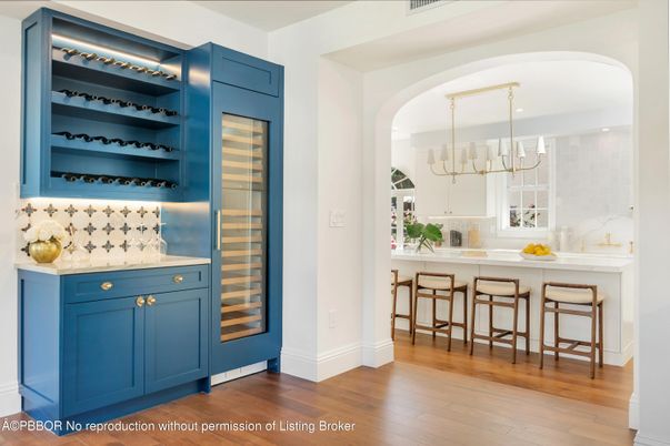 Chandelier, Interior, Kitchen, Recessed Lighting, Stainless Steel Appliances, Wood Texture Flooring