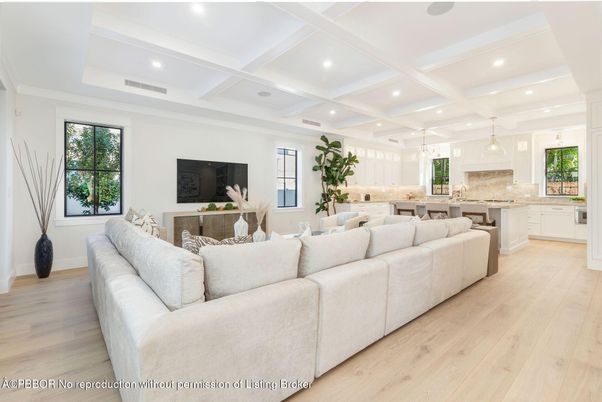 Interior, Kitchen, Living room, Pendant Lights, Recessed Lighting, Wood Texture Flooring