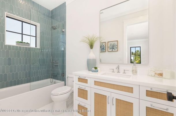 Bathroom, Glass Shower, Interior