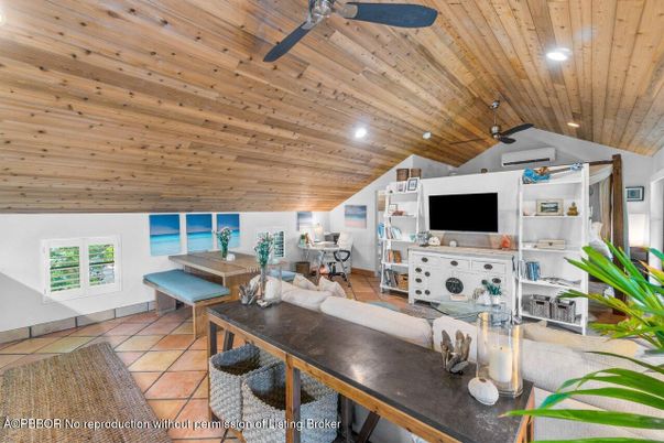 Interior, Living room, Recessed Lighting, Wooden Ceilings