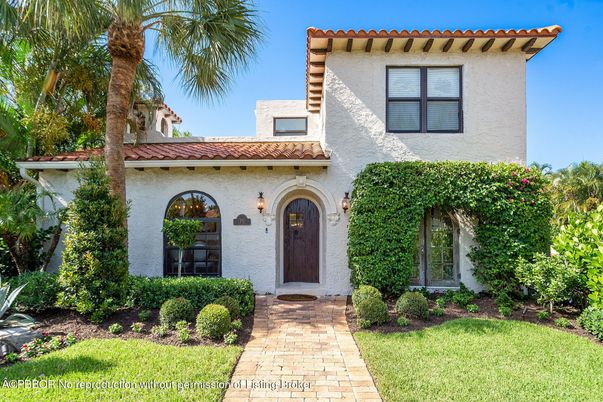 Exterior, Facade, Spanish Mediterranean