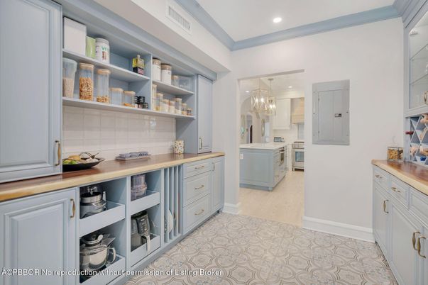 Chandelier, Interior, Kitchen, Recessed Lighting