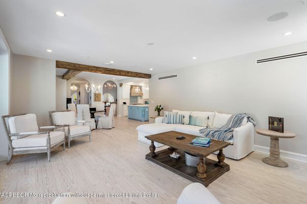 Chandelier, Dining room, Interior, Living room, Recessed Lighting, Wood Texture Flooring