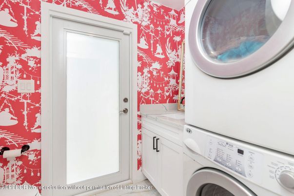 Interior, Utility Closets, Washer