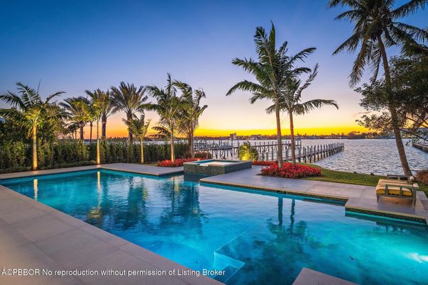 Exterior, Lake, Pool