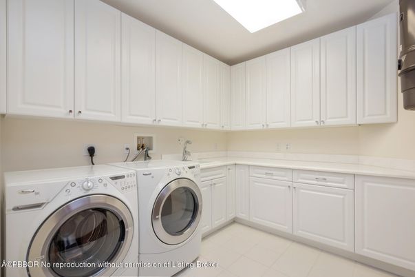 Interior, Washer