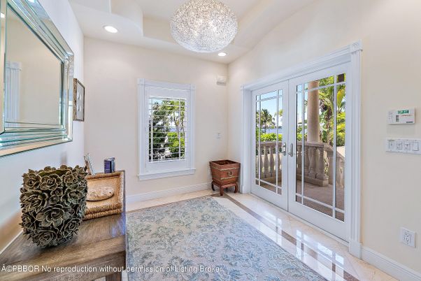 Chandelier, Interior, Recessed Lighting