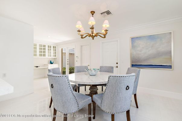 Chandelier, Dining room, Interior, Recessed Lighting