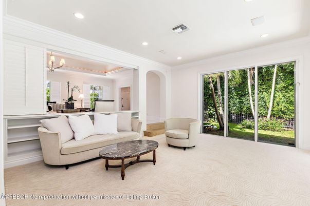 Dining room, Interior, Living room, Recessed Lighting