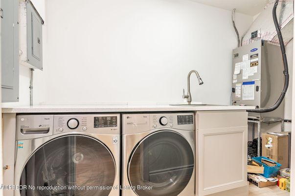 Interior, Washer