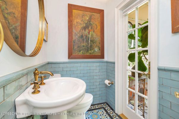 Bathroom, Interior