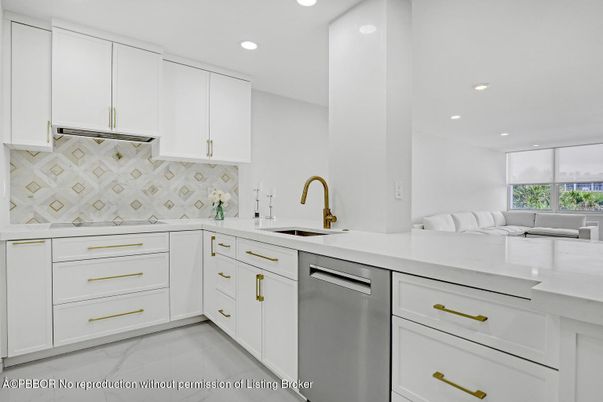 Interior, Kitchen, Marble, Recessed Lighting, Stainless Steel Appliances