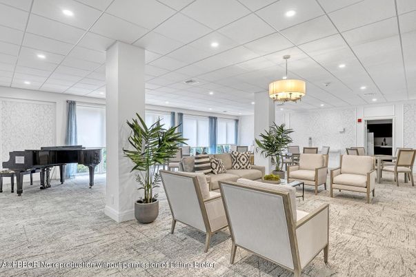 Chandelier, Dining room, Interior, Living room, Piano, Recessed Lighting