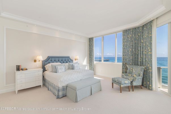 Bedroom, Interior, Water